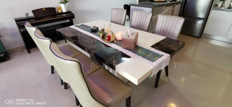 Condominium for Sale at Puteri Palma Condominiums - JUMIDAH (JUE) - Dining Room - PropertyGuru.com.my