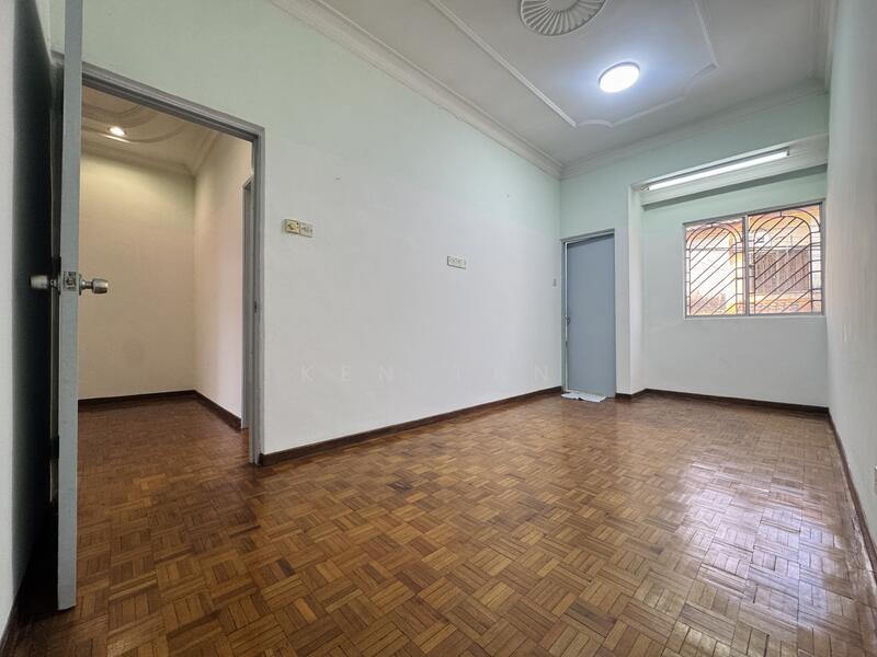 2-storey Terraced House for Sale in Seri Kembangan (Selangor) - KEN TAN - Interior - PropertyGuru.com.my
