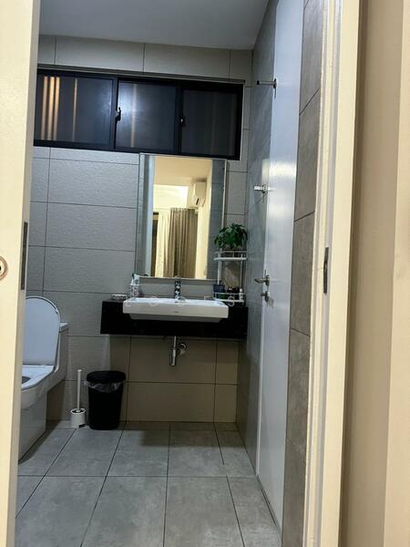 Service Residence for Rent at The Sentral Suites - Loges . - Bathroom - PropertyGuru.com.my