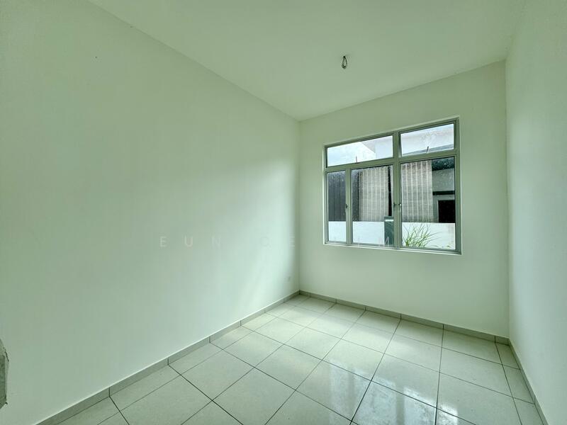 TAMAN SEROM PERDANA untuk Untuk Dijual - RM 520,000, Feb 2026 - Interior - PropertyGuru.com.my