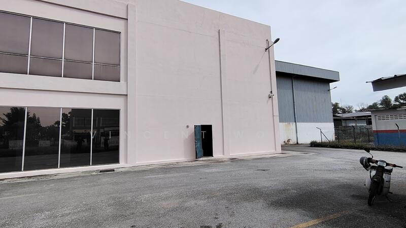 Warehouse for Rent in Nilai (Negeri Sembilan) - Vincent wong - Exterior - PropertyGuru.com.my