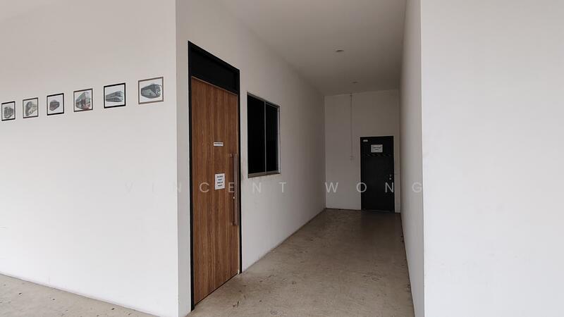 Warehouse for Rent in Nilai (Negeri Sembilan) - Vincent wong - Corridor - PropertyGuru.com.my