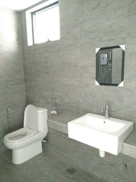 Service Residence for Rent at Woodsbury Suites - Jane Ng - Bathroom - PropertyGuru.com.my