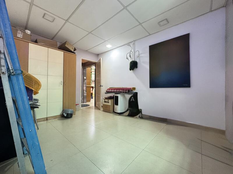 For Sale - 2 Storey Semi D @ Taman Universiti Indah, Seri Kembangan