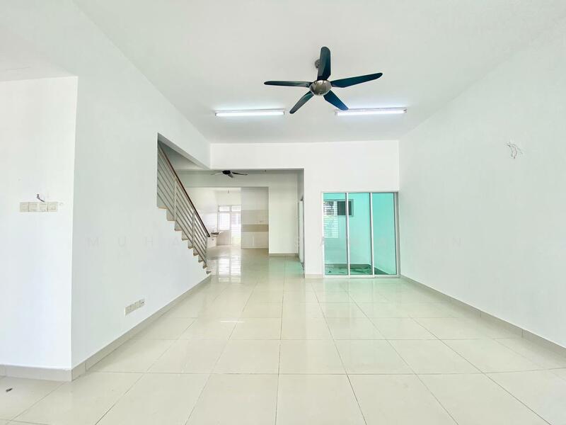 Terraced House for Sale in Alam Impian (Shah Alam) - muharni sawarin - Living Room - PropertyGuru.com.my