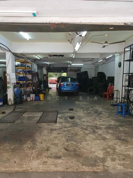 Shop for Sale in Taman Nusa Bestari (Iskandar Puteri (Nusajaya)) - Vincy Sia - Car Park - PropertyGuru.com.my