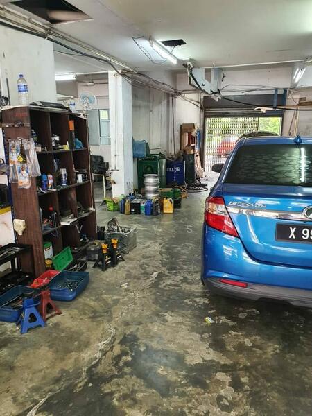 Shop for Sale in Taman Nusa Bestari (Iskandar Puteri (Nusajaya)) - Vincy Sia - Car Park - PropertyGuru.com.my