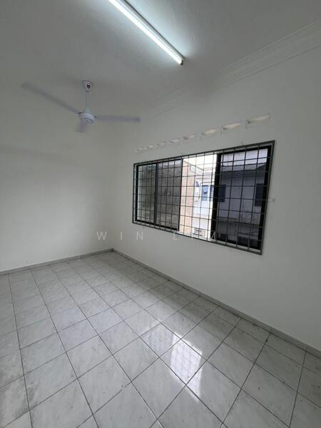 2-storey Terraced House for Sale in Taman Perwira Jaya (Kluang) - Win Lim - Interior - PropertyGuru.com.my