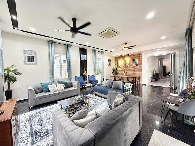 Idaman Villa Bandar Sri Sendayan untuk Untuk Dijual - RM 950,000, Feb 2026 - Living Room - PropertyGuru.com.my