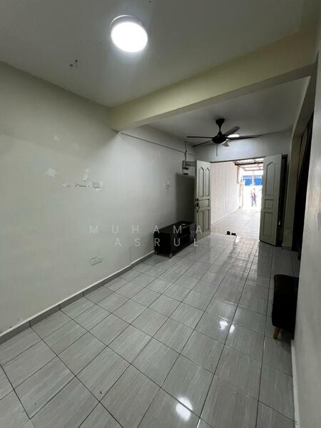 2-storey Terraced House for Sale in Bandar Selesa Jaya (Skudai) - Muhamad Asrul - Living Room - PropertyGuru.com.my