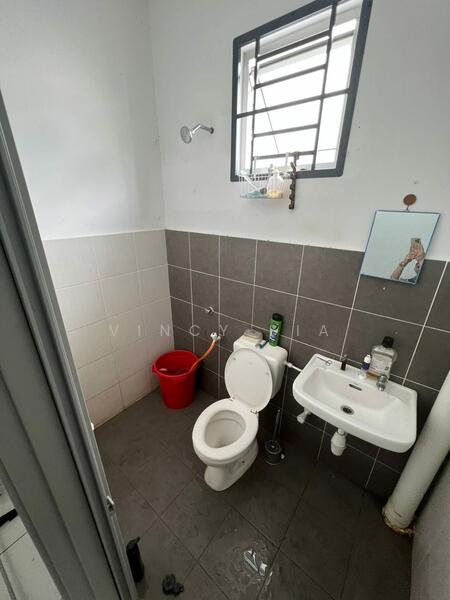Taman Pulai Hijauan RRMJ House untuk Untuk Dijual - RM 388,000, Feb 2026 - Bathroom - PropertyGuru.com.my