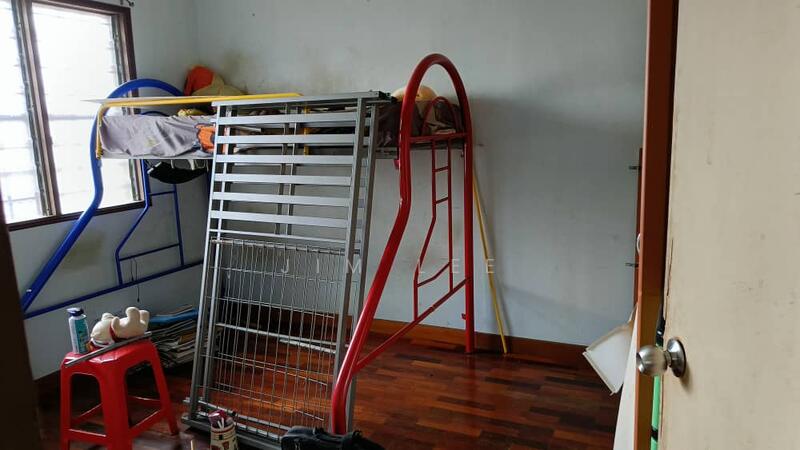 Rumah Bandar untuk Dijual di Taman Wangsa Permai (Kepong) - Jim Lee - Bedroom - PropertyGuru.com.my