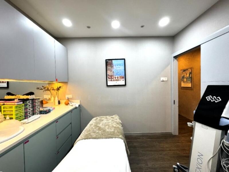 Retail Office for Rent in Mont Kiara (Kuala Lumpur) - Mezzie . - Interior - PropertyGuru.com.my