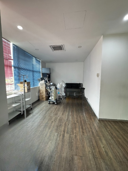 Retail Office for Rent in Mont Kiara (Kuala Lumpur) - Mezzie . - Interior - PropertyGuru.com.my