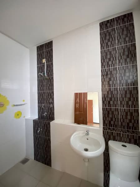 Semi-Detached House for Sale in Bangi (Selangor) - Akmal Zakaria - PropertyGuru.com.my