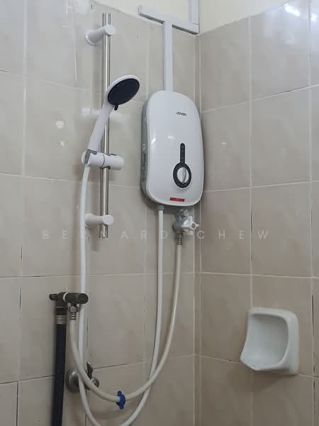 2-storey Terraced House for Sale in Taman Mewah (Batu Maung) - Bernard Chew - Bathroom - PropertyGuru.com.my