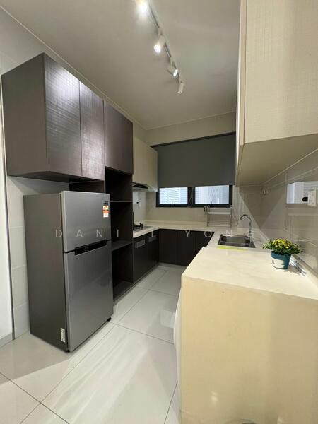 Condominium for Sale at Amberside @ Country Garden Danga Bay - Daniel Yong - Kitchen - PropertyGuru.com.my
