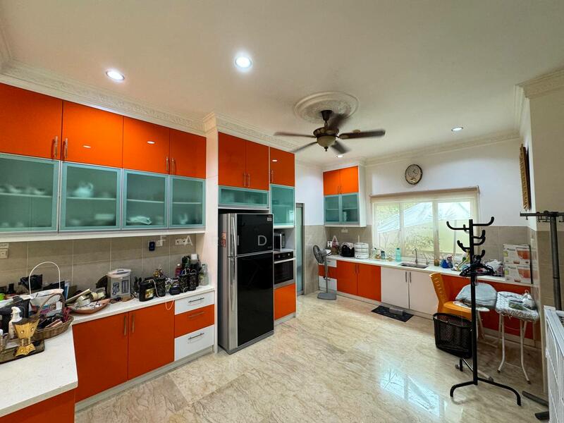 Bungalow for Sale in Setia Eco Park (Setia Alam) - Farid Zain - Kitchen - PropertyGuru.com.my