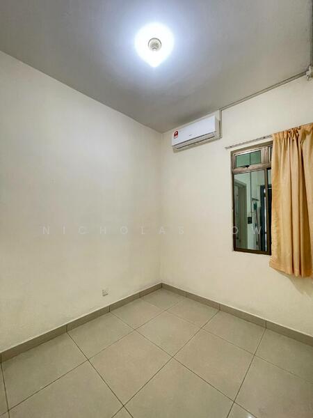 2-storey Terraced House for Rent in Taman Mount Austin (Tebrau) - Nicholas Low - Interior - PropertyGuru.com.my