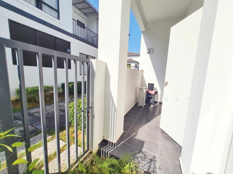 2-storey Terraced House for Sale in Puncak Alam (Selangor) - Syukor Hartanah - Exterior - PropertyGuru.com.my