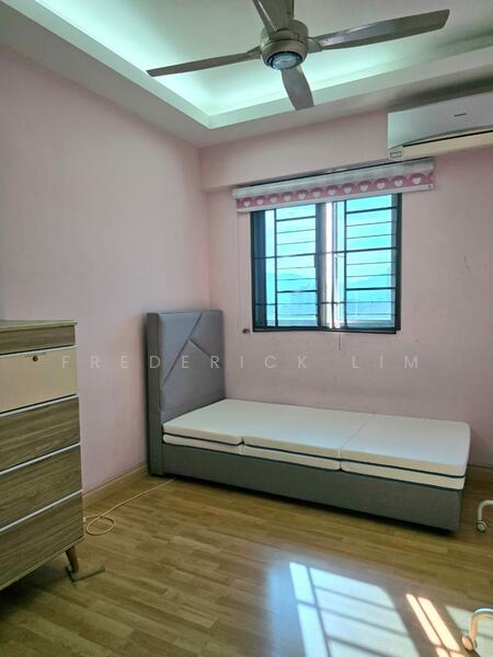 Service Residence for Sale at D'Alamanda - Frederick Lim - Bedroom - PropertyGuru.com.my