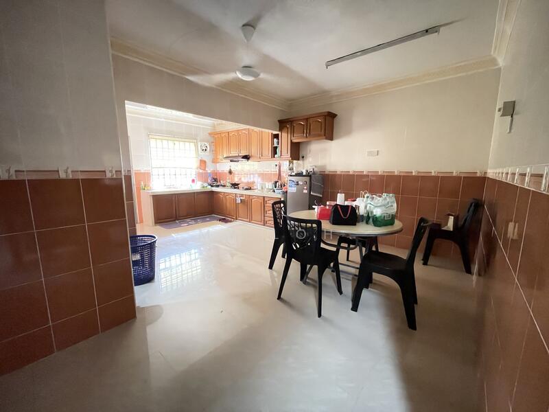 Taman Selayang Mulia untuk Untuk Dijual - RM 529,999, Feb 2026 - Kitchen - PropertyGuru.com.my