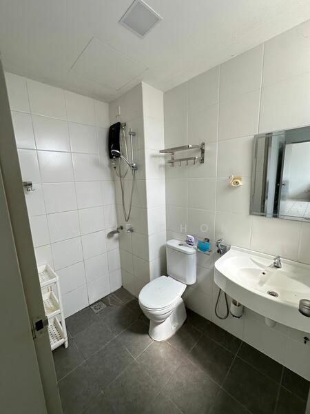 Condominium for Sale at Residensi Platinum Teratai - Alice Chong - Bathroom - PropertyGuru.com.my