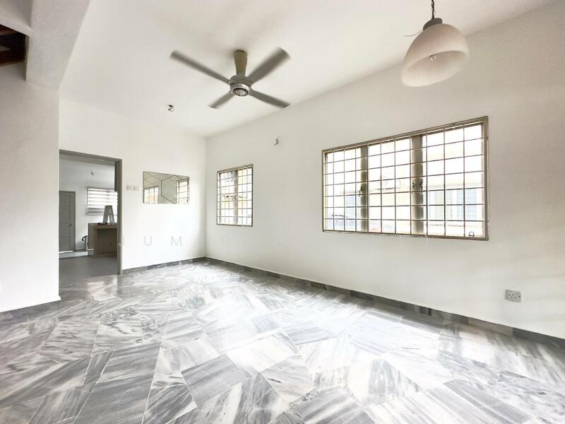 2-storey Terraced House for Sale in Sungai Buloh (Selangor) - JUMIDAH (JUE) - Interior - PropertyGuru.com.my