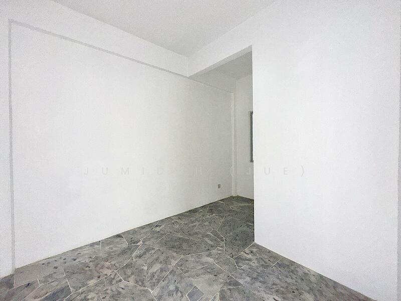 2-storey Terraced House for Sale in Sungai Buloh (Selangor) - JUMIDAH (JUE) - Interior - PropertyGuru.com.my