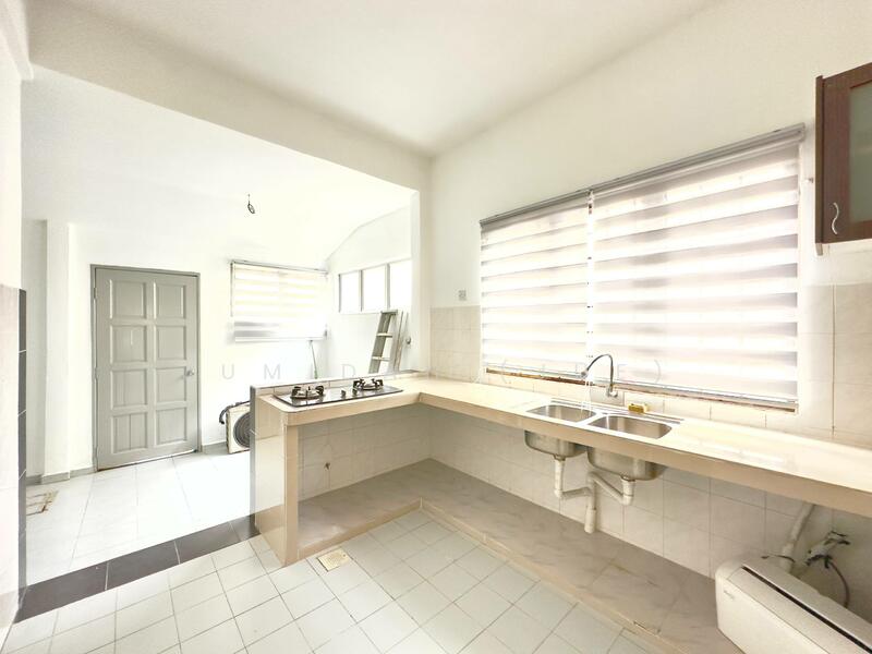 2-storey Terraced House for Sale in Sungai Buloh (Selangor) - JUMIDAH (JUE) - Kitchen - PropertyGuru.com.my