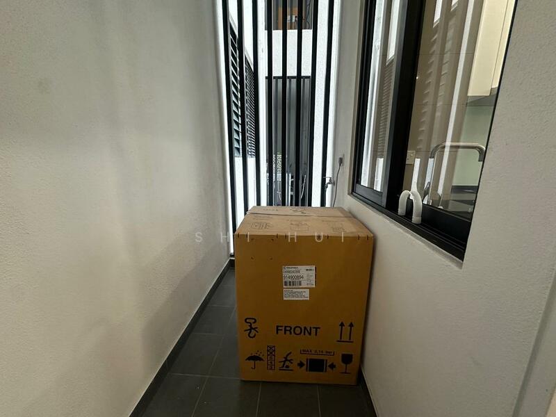 Condominium for Rent at Bangsar Hill Park - Shi Hui - Corridor - PropertyGuru.com.my