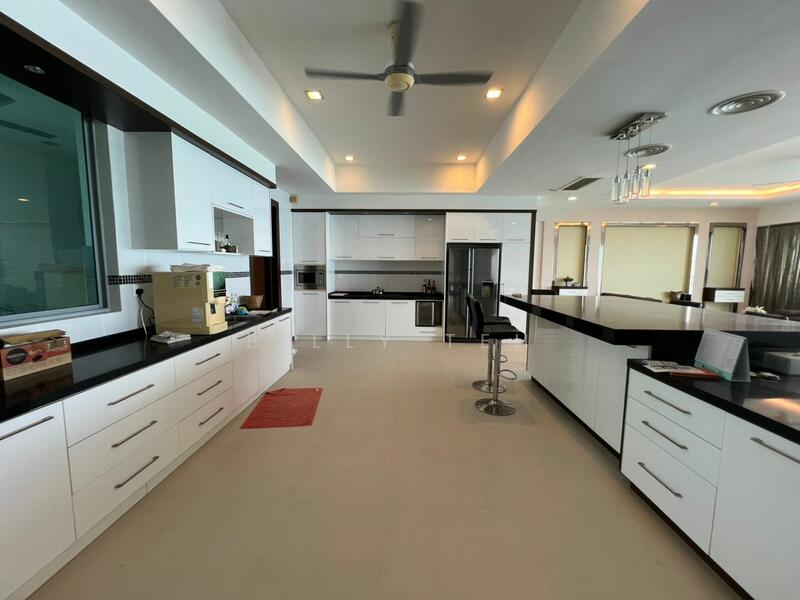Condominium for Sale at Infinity Beachfront Condominium - Billy Teh - Kitchen - PropertyGuru.com.my