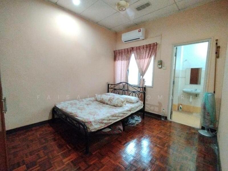 2-storey Terraced House for Sale in Usj 11 (Subang Jaya) - Faisal Abu Omar - Bedroom - PropertyGuru.com.my
