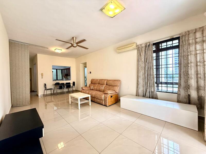 Condominium for Sale at Royal Domain Sri Putramas 2 - JUMIDAH (JUE) - Living Room - PropertyGuru.com.my