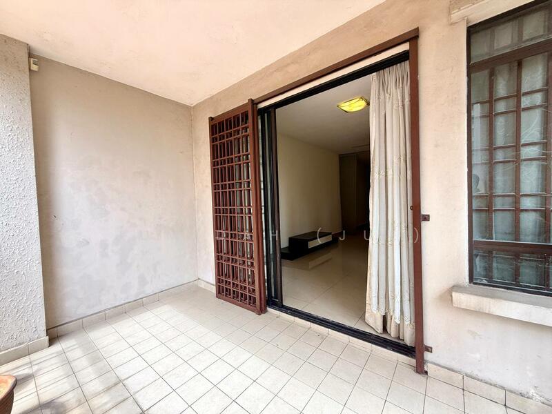 Condominium for Sale at Royal Domain Sri Putramas 2 - JUMIDAH (JUE) - Balcony - PropertyGuru.com.my