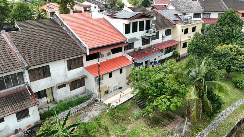 2-storey Terraced House for Sale in Seksyen 8 (Shah Alam) - Nahathir Shahabudin - Exterior - PropertyGuru.com.my