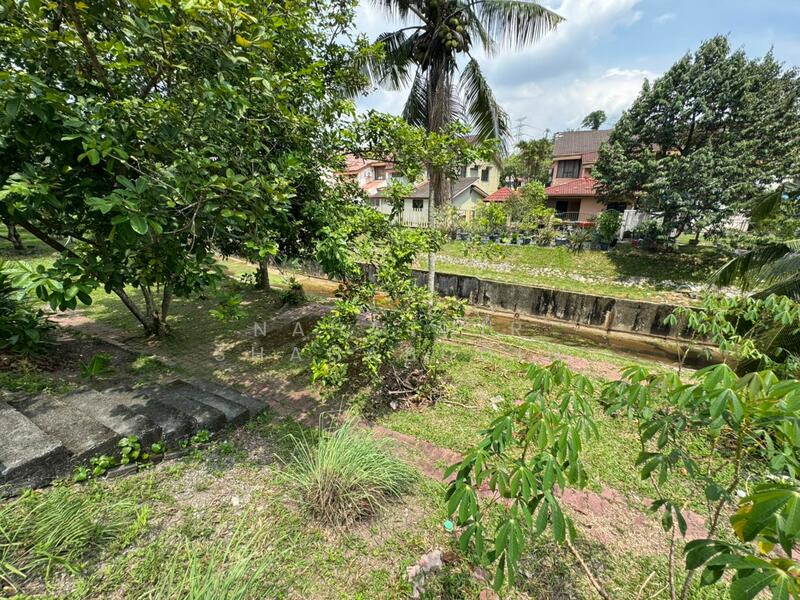 2-storey Terraced House for Sale in Seksyen 8 (Shah Alam) - Nahathir Shahabudin - Exterior - PropertyGuru.com.my