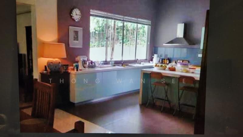 Bungalow House for Sale in Taman Tunku (Bukit Tunku (Kenny Hills)) - Thong Wan See - Kitchen - PropertyGuru.com.my