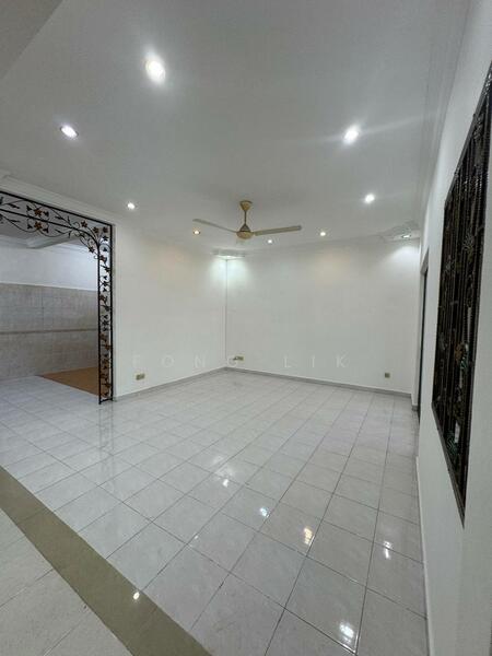 2-storey Terraced House for Sale in Bukit Indah (Iskandar Puteri (Nusajaya)) - Fong Lik - Living Room - PropertyGuru.com.my