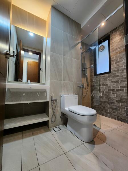 Condominium for Rent at Queens Residences Q2 @ Queens Waterfront - Vivian Chan - Bathroom - PropertyGuru.com.my
