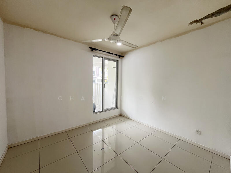 Terraced House for Sale in Bandar Saujana Putra (Tanjong Duabelas) - Charlie Gan - Interior - PropertyGuru.com.my