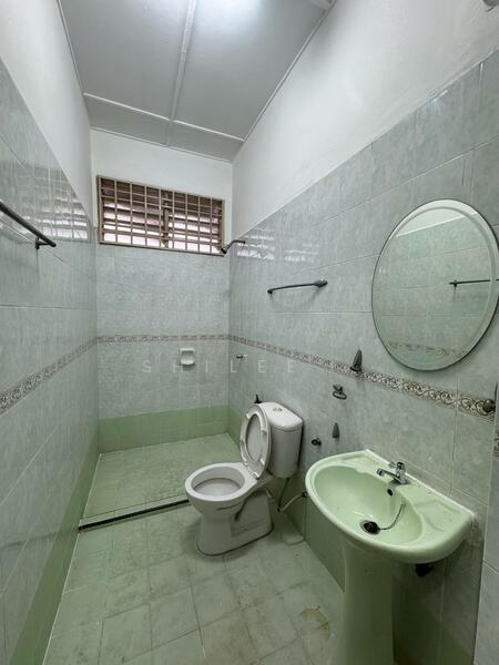 2-storey Terraced House for Sale in Bukit Indah (Iskandar Puteri (Nusajaya)) - Shilee . - Bathroom - PropertyGuru.com.my