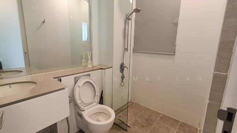 Service Residence for Sale at Senada Residence @ KLGCC Resort - Ruth Chin May Lan - Bathroom - PropertyGuru.com.my