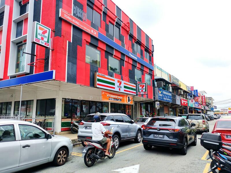 Shop for Rent in Petaling Jaya (Selangor) - Cooper Chow - Exterior - PropertyGuru.com.my