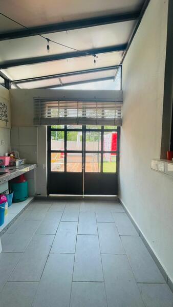 2-storey Terraced House for Sale in Denai Alam (Shah Alam) - Intan Fauziah Mohd Nazir - Wet Kitchen and drying yard  - PropertyGuru.com.my