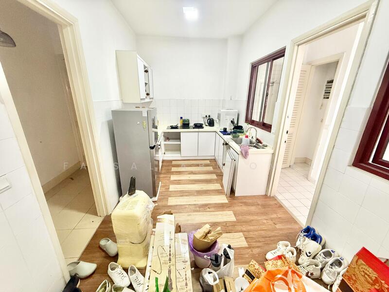 Condominium for Sale at Surian Condominium - Faisal Abu Omar - Kitchen - PropertyGuru.com.my