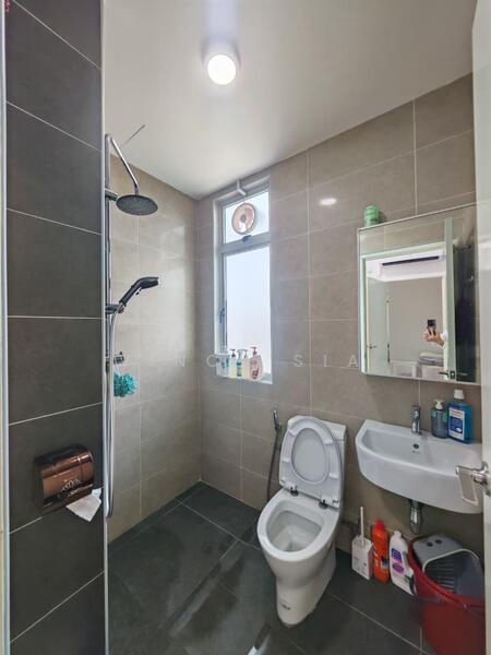 Apartment for Sale at D'Lagoon Luxury Apartment - Vincy Sia - Bathroom - PropertyGuru.com.my