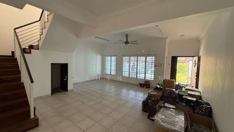 2-storey Terraced House for Rent in Bandar Puteri Puchong (Puchong) - Jashen Tan - Living Room - PropertyGuru.com.my