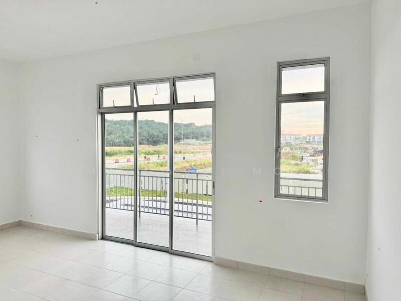 Cluster House for Sale in Pontian (Johor) - Margaret Moo - Balcony - PropertyGuru.com.my