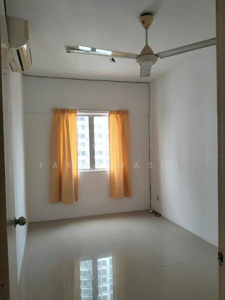 Putra Majestik untuk Untuk Disewa - RM 1,700 /bulan, Feb 2026 - Bedroom - PropertyGuru.com.my
